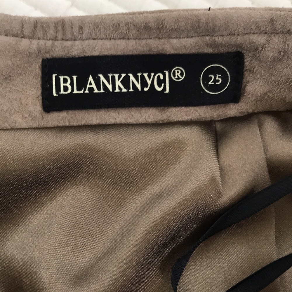 Skirt - Picture 5 of 6